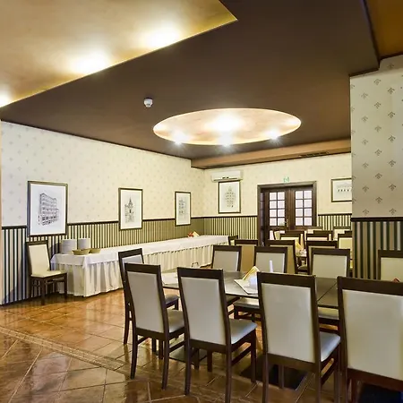 Swiatowit מלון 3*